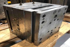 Full Chase Injection Mold